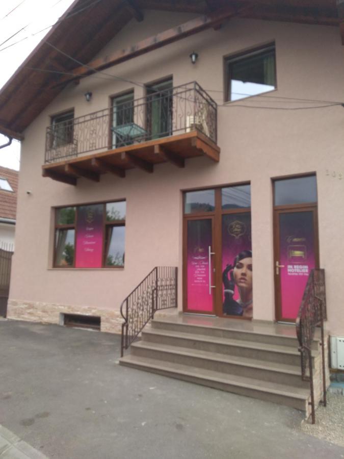 Cazare Regim Hotelier Zărneşti Екстериор снимка