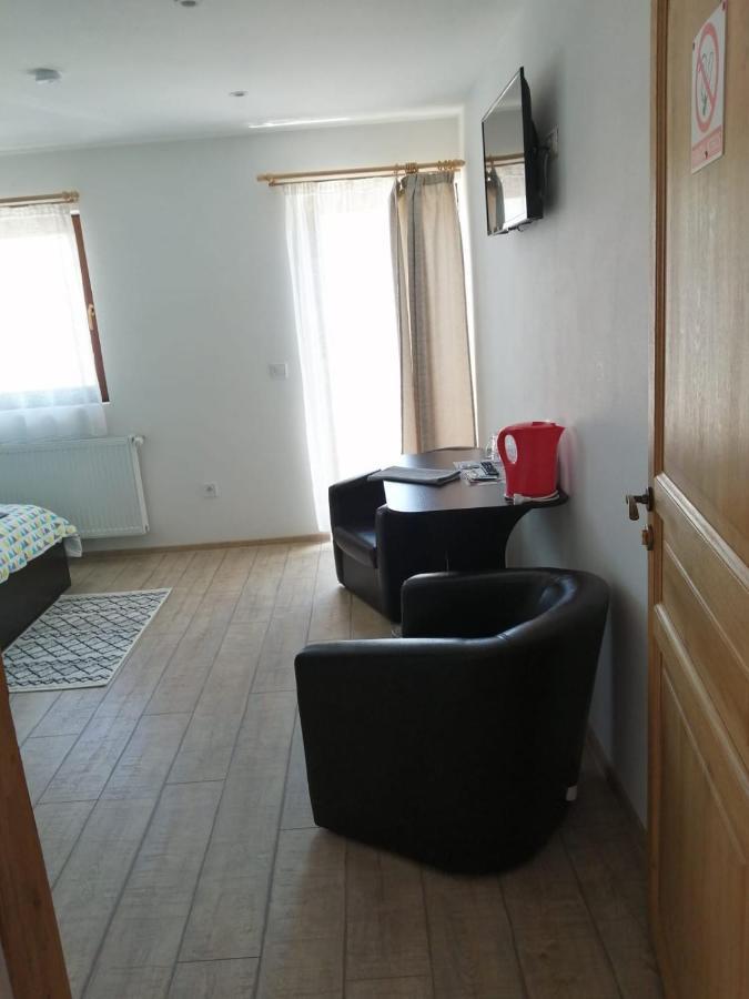 Cazare Regim Hotelier Zărneşti Екстериор снимка