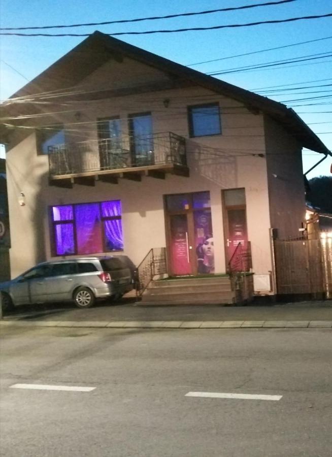 Cazare Regim Hotelier Zărneşti Екстериор снимка